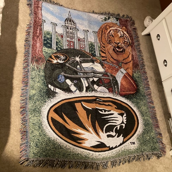 MIZZOU, University of Missouri - Picture 2 of 2